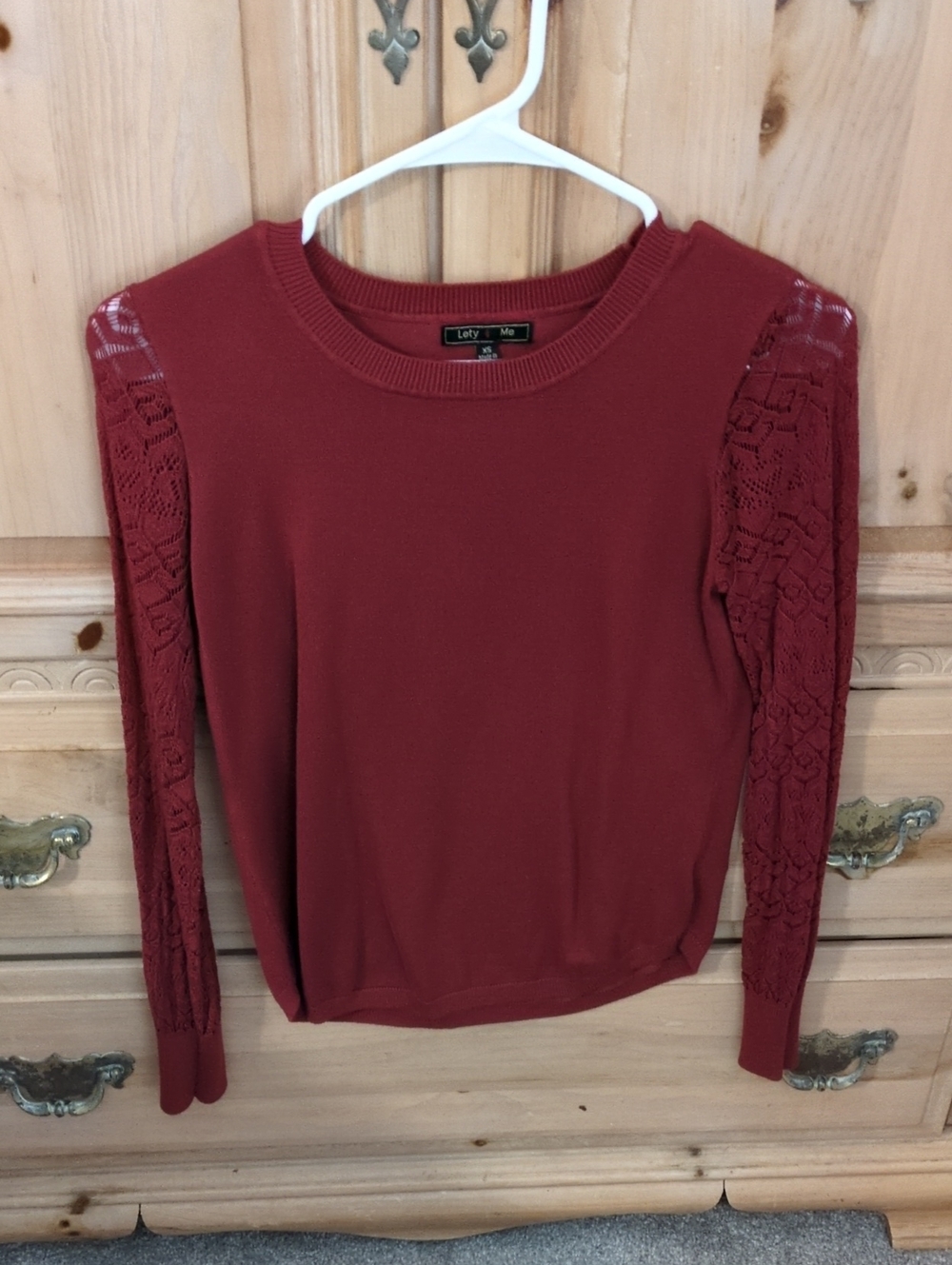 Lety & Me Rust Lace-Sleeve Crewneck Sweater